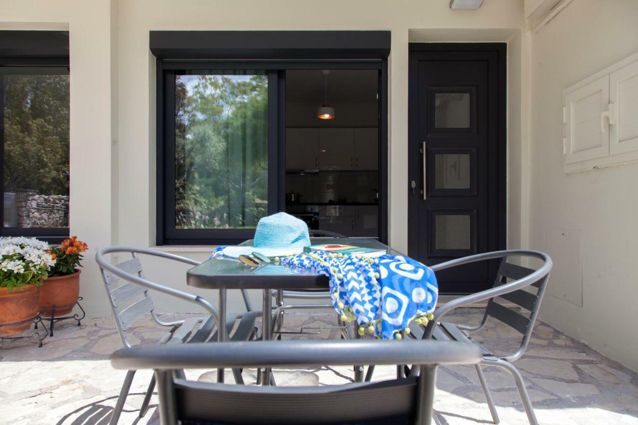 Agni Suites Nikiana Exterior foto